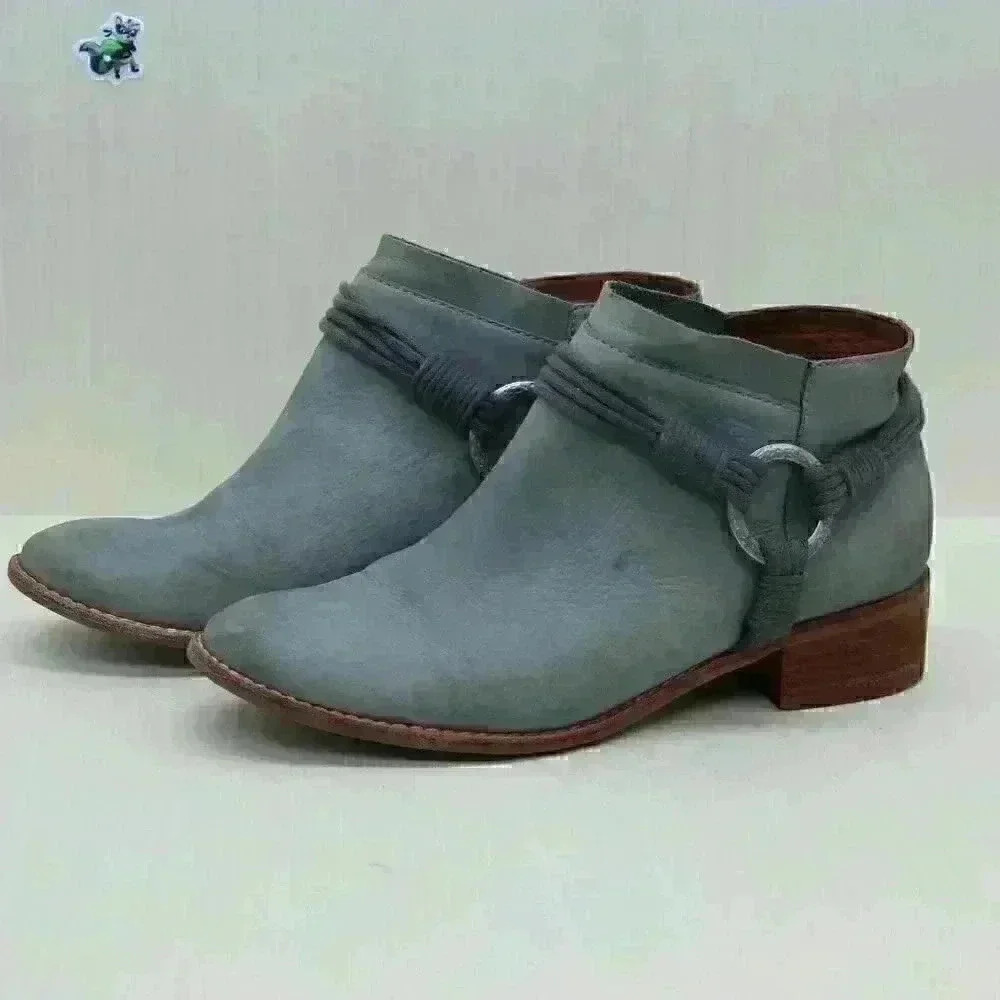 Bernardo Anthropology Women’s Grey Suede Leather Harness Ring Ankle Boots Sz 8M